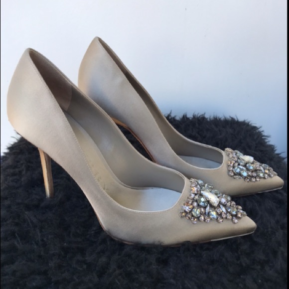 BURBERRY Crystal Pumps - Picture 2 of 3